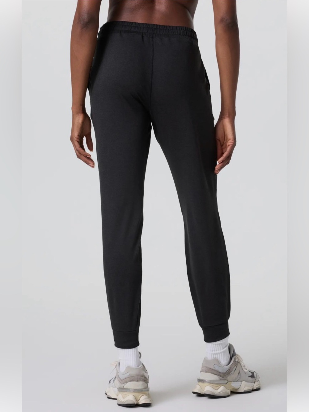 NWT Vuori Womens Performance Jogger Sz S Black - Picture 2 of 4